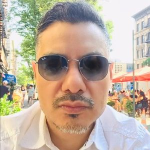 Meet your Posher, Carl